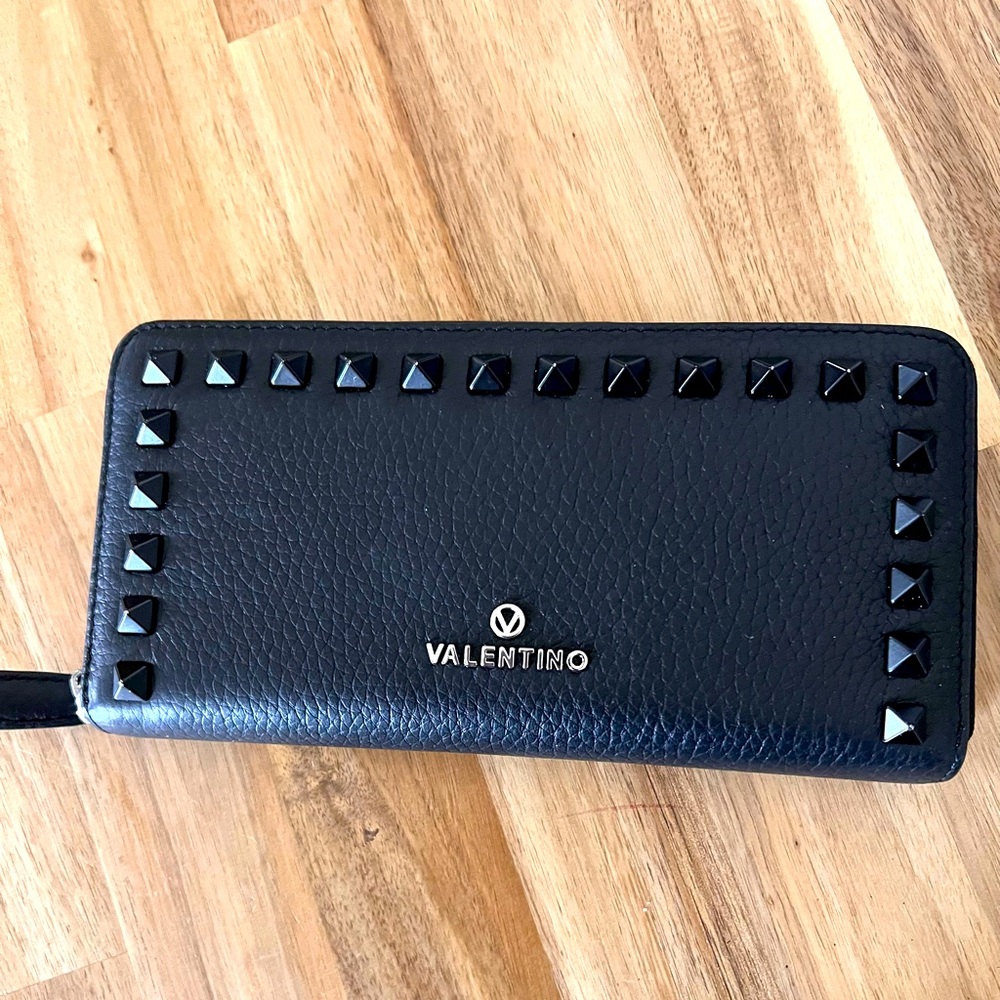 Valentino - Mario Valentino Black Authentic Wallet